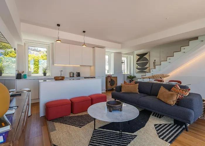 Design 3Bdr Duplex W/Balcony By Lovelystay