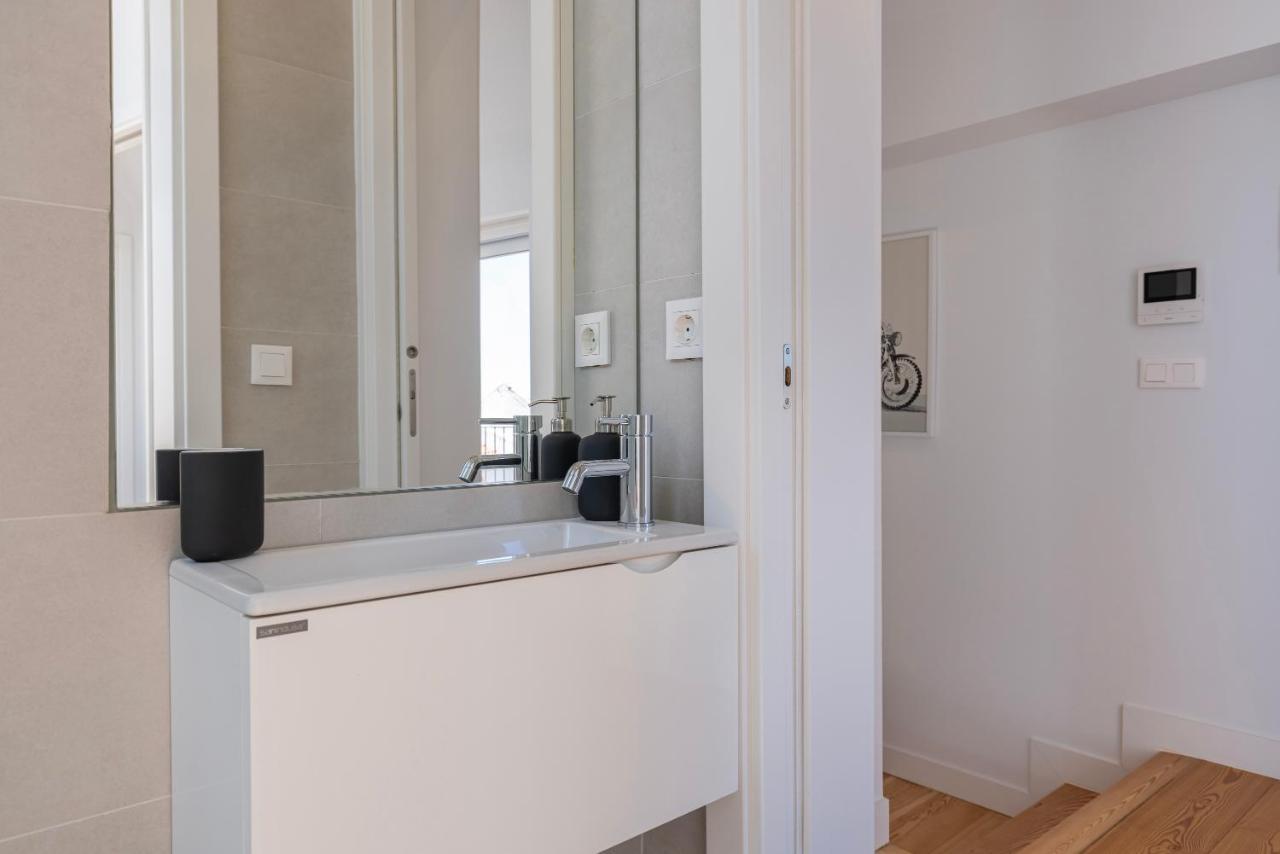 Apartamento Design 3bdr Duplex W/balcony By Lovelystay Lisboa